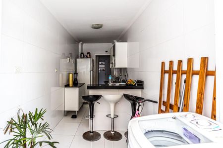 Apartamento à venda com 84m², 2 quartos e sem vagaÁrea de serviço