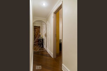 Apartamento para alugar com 136m², 4 quartos e 1 vagaCorredor