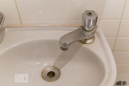 Apartamento para alugar com 136m², 4 quartos e 1 vagaBanheiro de serviço - Torneira