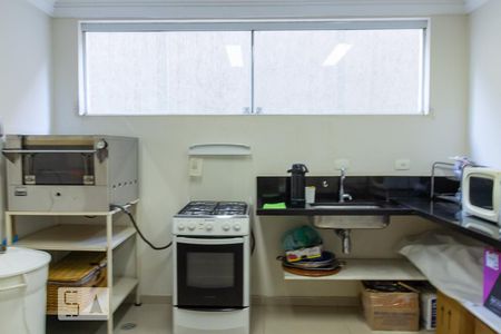 Apartamento para alugar com 136m², 4 quartos e 1 vagaÁrea comum - Salão de festas