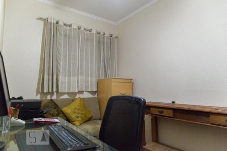 Apartamento para alugar com 136m², 4 quartos e 1 vagaQuarto