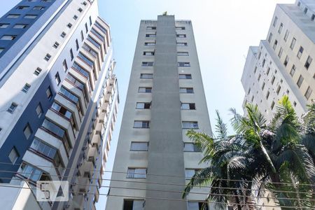Apartamento para alugar com 136m², 4 quartos e 1 vagaFachada
