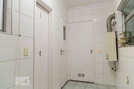 Apartamento para alugar com 136m², 4 quartos e 1 vagaÁrea de serviço