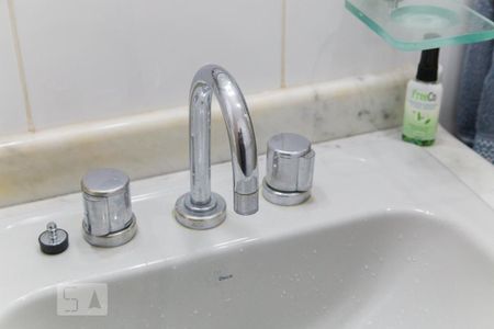 Apartamento para alugar com 136m², 4 quartos e 1 vagaBanheiro social - Torneira