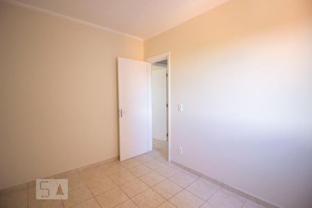 Apartamento para alugar com 70m², 3 quartos e 2 vagasQuarto 3