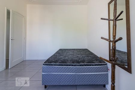 Sala/Quarto de kitnet/studio para alugar com 1 quarto, 26m² em Centro Histórico, Porto Alegre