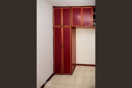 Apartamento à venda com 68m², 1 quarto e 1 vaga Apartamento à venda com 68m², 1 quarto e 1 vagaQuarto de Serviço