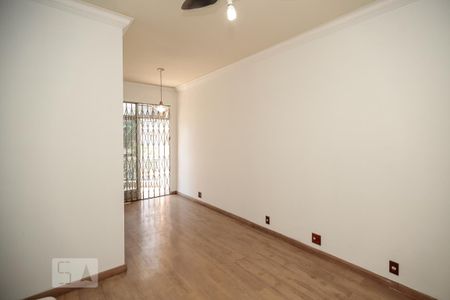 Sala de apartamento à venda com 1 quarto, 68m² em Méier, Rio de Janeiro
