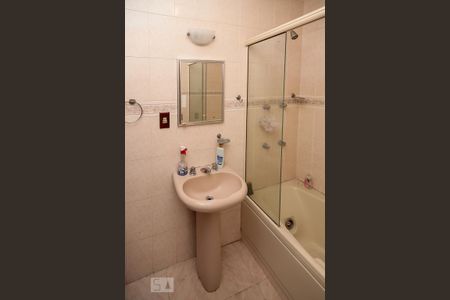 Apartamento à venda com 68m², 1 quarto e 1 vaga Apartamento à venda com 68m², 1 quarto e 1 vagaBanheiro