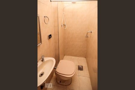 Apartamento à venda com 68m², 1 quarto e 1 vaga Apartamento à venda com 68m², 1 quarto e 1 vagaBanheiro de Serviço
