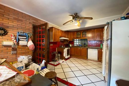 Casa para alugar com 400m², 4 quartos e 2 vagasCozinha