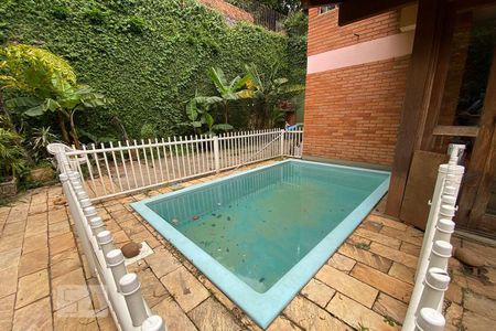 Casa para alugar com 400m², 4 quartos e 2 vagasPiscina