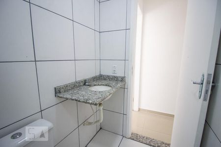 Casa de condomínio para alugar com 120m², 3 quartos e 1 vaga Casa de condomínio para alugar com 120m², 3 quartos e 1 vagaBanheiro 1