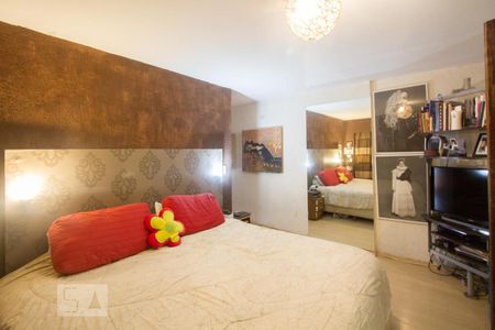 Casa à venda com 340m², 4 quartos e 3 vagasSuíte