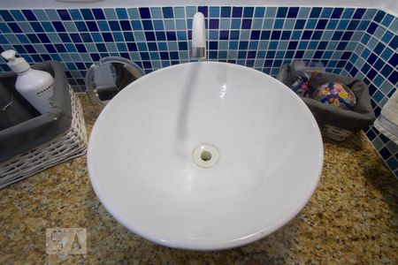 Casa à venda com 340m², 4 quartos e 3 vagasDetalhe Banheiro Suíte