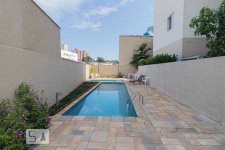 Apartamento à venda com 63m², 2 quartos e 2 vagasÁrea comum - Piscina