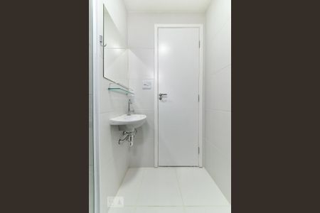 Apartamento para alugar com 46m², 2 quartos e 1 vaga Apartamento para alugar com 46m², 2 quartos e 1 vagaBanheiro