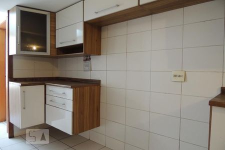 Apartamento à venda com 128m², 4 quartos e 2 vagas Apartamento à venda com 128m², 4 quartos e 2 vagasCozinha - Armários