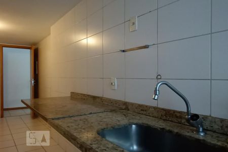Apartamento à venda com 128m², 4 quartos e 2 vagas Apartamento à venda com 128m², 4 quartos e 2 vagasCozinha - Armários