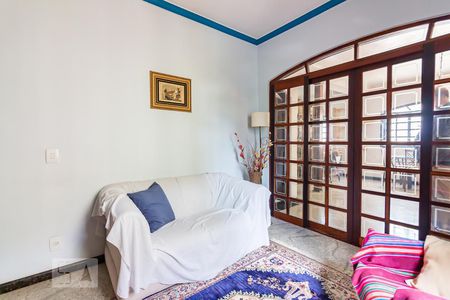 Sala de Estar de casa à venda com 3 quartos, 340m² em Adalgisa, Osasco