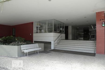 Apartamento à venda com 86m², 2 quartos e 1 vagaPortaria