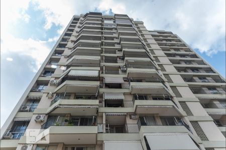 Apartamento à venda com 86m², 2 quartos e 1 vagaFachada