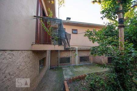 Casa para alugar com 350m², 5 quartos e 3 vagasPátio Fundos