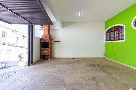 Casa à venda com 130m², 2 quartos e 2 vagas Casa à venda com 130m², 2 quartos e 2 vagasGaragem