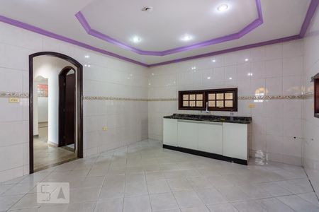 Casa à venda com 130m², 2 quartos e 2 vagas Casa à venda com 130m², 2 quartos e 2 vagasCozinha