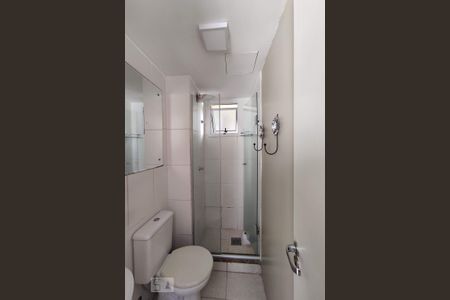 Apartamento à venda com 47m², 2 quartos e 1 vaga Apartamento à venda com 47m², 2 quartos e 1 vagaBanheiro