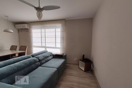 Sala de apartamento à venda com 2 quartos, 47m² em Mato Grande, Canoas