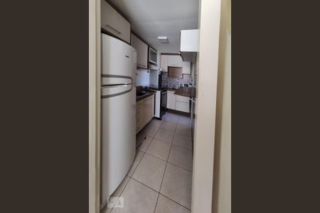 Apartamento à venda com 47m², 2 quartos e 1 vaga Apartamento à venda com 47m², 2 quartos e 1 vagaCozinha e Área de Serviço