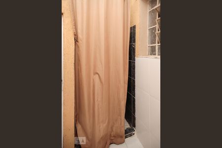 Apartamento para alugar com 110m², 2 quartos e sem vagaBanheiro