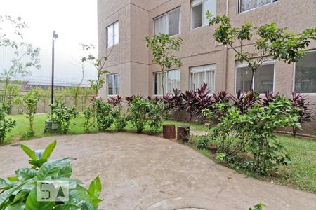 Apartamento à venda com 41m², 2 quartos e sem vagaÁrea comum