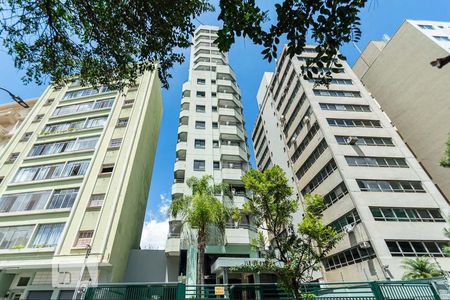 Apartamento à venda com 36m², 1 quarto e 1 vaga Apartamento à venda com 36m², 1 quarto e 1 vagaFachada
