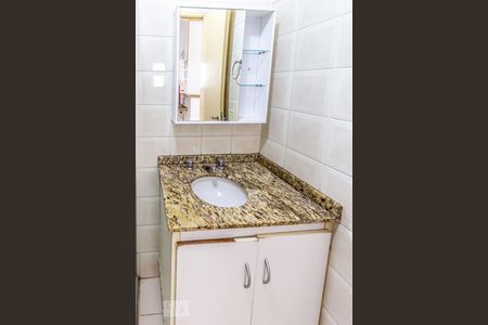 Apartamento à venda com 36m², 1 quarto e 1 vaga Apartamento à venda com 36m², 1 quarto e 1 vagaBanheiro