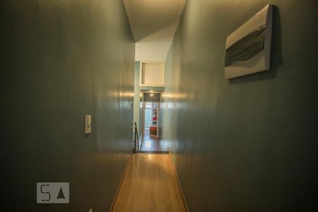 Casa para alugar com 190m², 4 quartos e 4 vagas Casa para alugar com 190m², 4 quartos e 4 vagasCorredor - Quartos