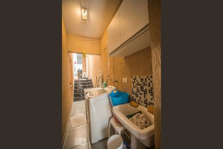 Casa para alugar com 190m², 4 quartos e 4 vagas Casa para alugar com 190m², 4 quartos e 4 vagasÁrea de Serviço