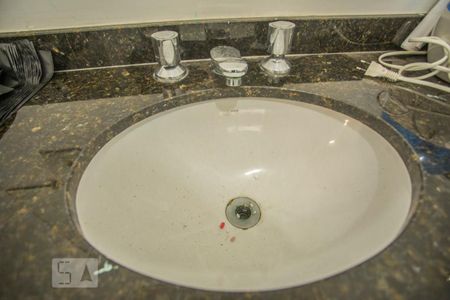 Casa para alugar com 190m², 4 quartos e 4 vagas Casa para alugar com 190m², 4 quartos e 4 vagasBanheiro Suíte 4 - Torneira