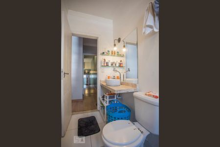 Casa para alugar com 190m², 4 quartos e 4 vagas Casa para alugar com 190m², 4 quartos e 4 vagasBanheiro Suíte 1