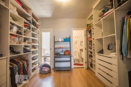 Casa para alugar com 190m², 4 quartos e 4 vagas Casa para alugar com 190m², 4 quartos e 4 vagasSuíte 2