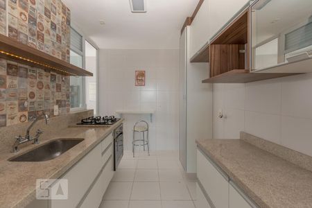 Apartamento à venda com 86m², 2 quartos e 2 vagas Apartamento à venda com 86m², 2 quartos e 2 vagasCozinha