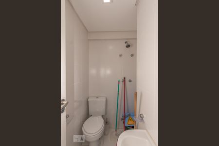 Apartamento à venda com 86m², 2 quartos e 2 vagas Apartamento à venda com 86m², 2 quartos e 2 vagasBanheiro de Serviço