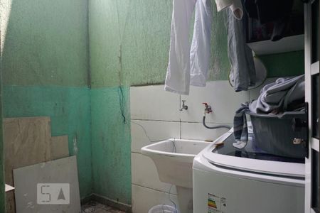 Casa de condomínio à venda com 65m², 2 quartos e 1 vaga Casa de condomínio à venda com 65m², 2 quartos e 1 vagaLavanderia
