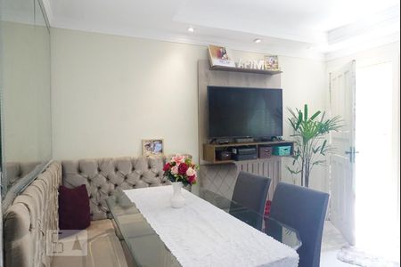 Casa de condomínio à venda com 65m², 2 quartos e 1 vaga Casa de condomínio à venda com 65m², 2 quartos e 1 vagaSala