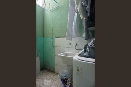 Casa de condomínio à venda com 65m², 2 quartos e 1 vaga Casa de condomínio à venda com 65m², 2 quartos e 1 vagaLavanderia