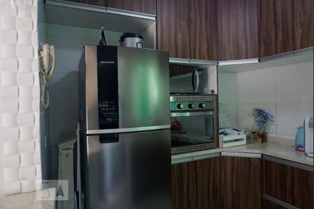 Casa de condomínio à venda com 65m², 2 quartos e 1 vaga Casa de condomínio à venda com 65m², 2 quartos e 1 vagaCozinha