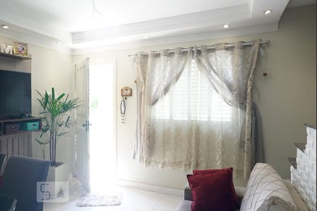 Casa de condomínio à venda com 65m², 2 quartos e 1 vaga Casa de condomínio à venda com 65m², 2 quartos e 1 vagaSala