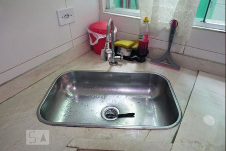 Casa de condomínio à venda com 65m², 2 quartos e 1 vaga Casa de condomínio à venda com 65m², 2 quartos e 1 vagaCozinha