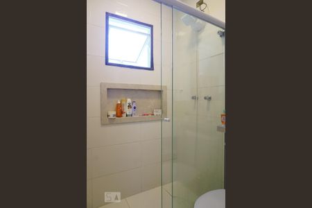 Casa de condomínio à venda com 65m², 2 quartos e 1 vaga Casa de condomínio à venda com 65m², 2 quartos e 1 vagaBanheiro